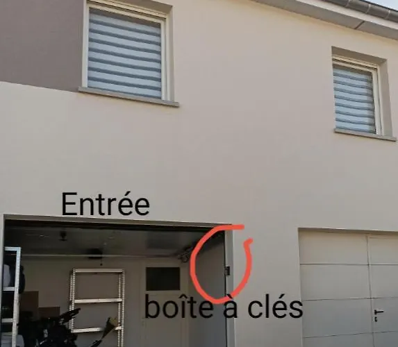 公寓 Aux Pieds De La Colline De Mousson 蓬塔穆松