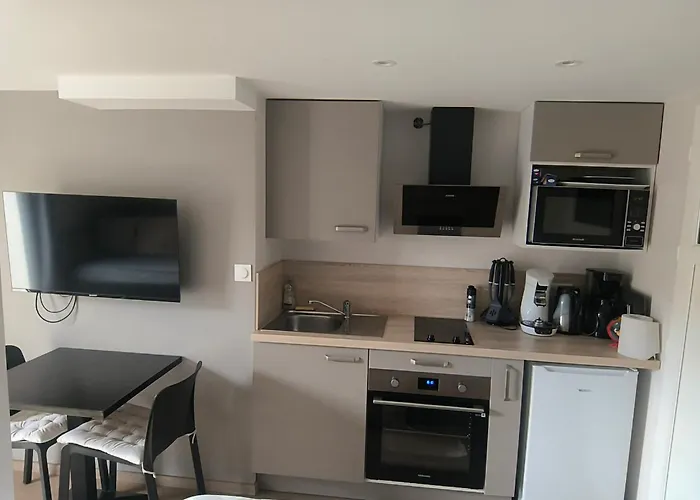 公寓 Aux Pieds De La Colline De Mousson 蓬塔穆松